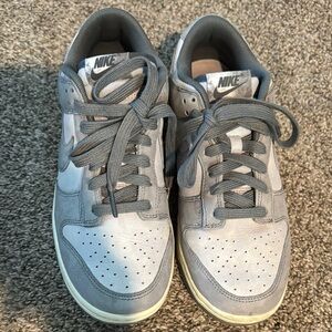 Nike Dunk Lows Grey Football sneakers